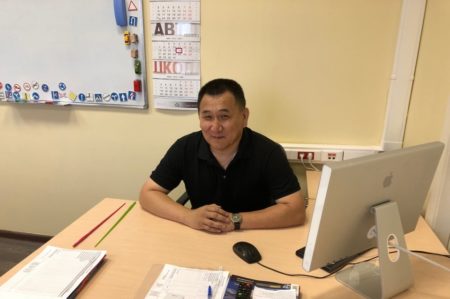 Преподаватель